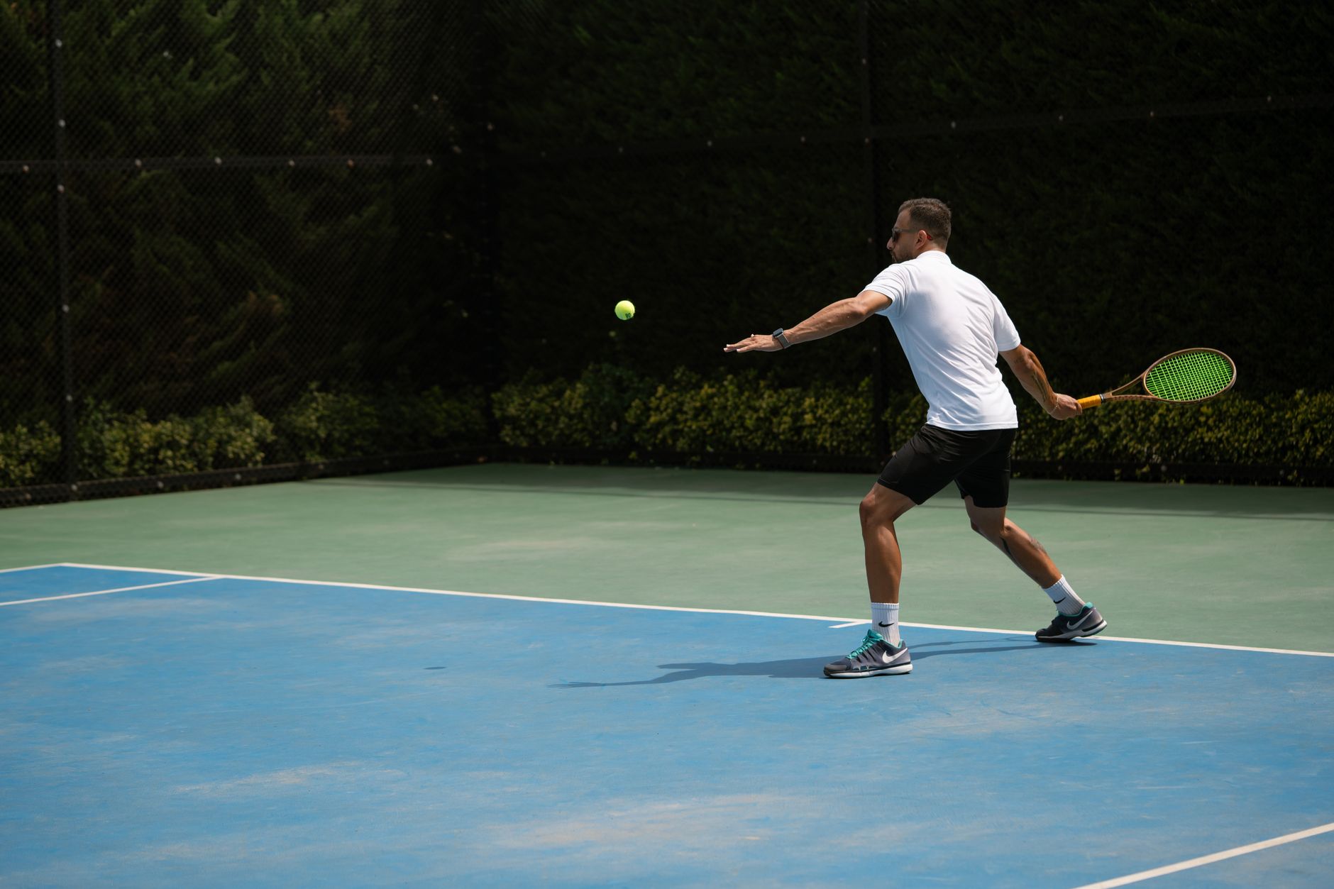 How to Play Tennis Without Paying for Lessons or Court Time