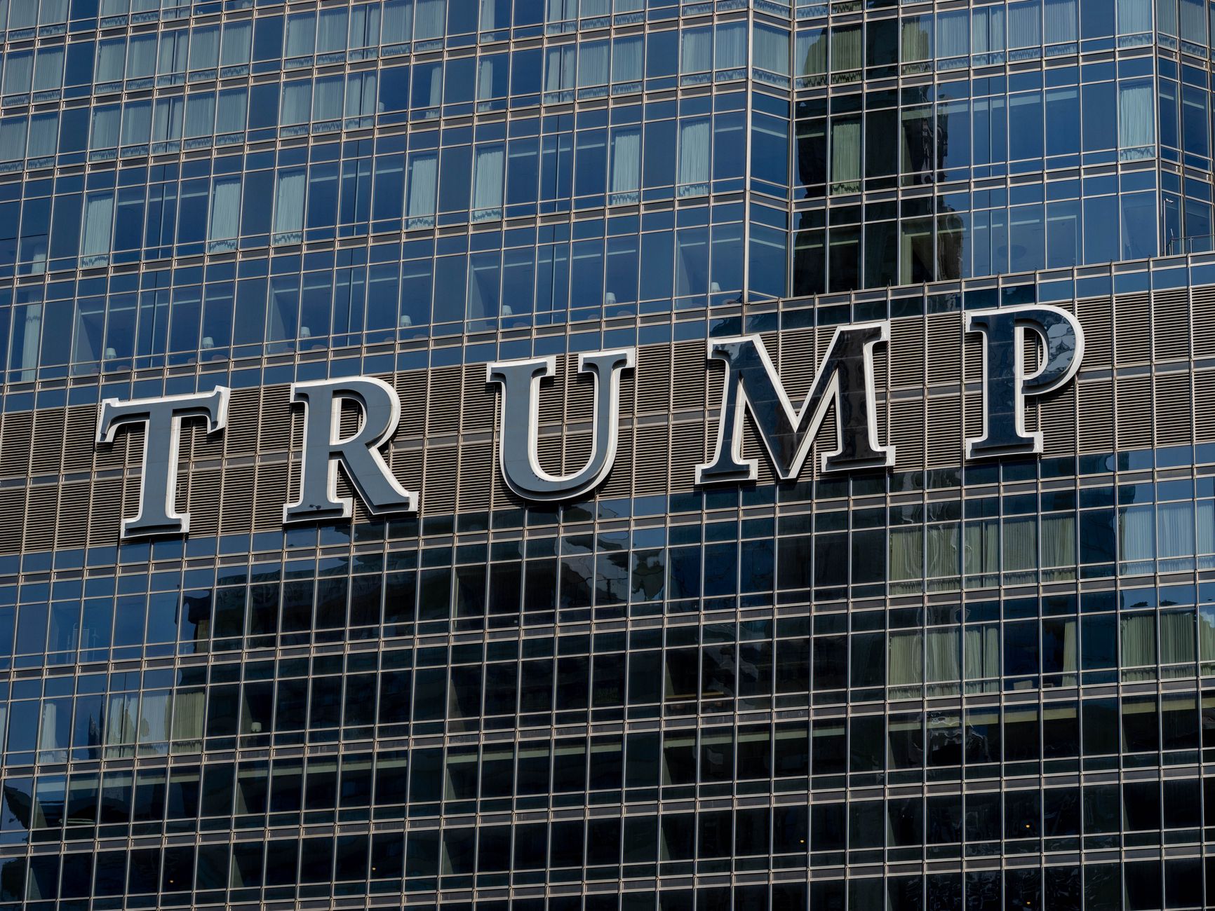 Trump threatens 100% tariff on European countries over digital tax