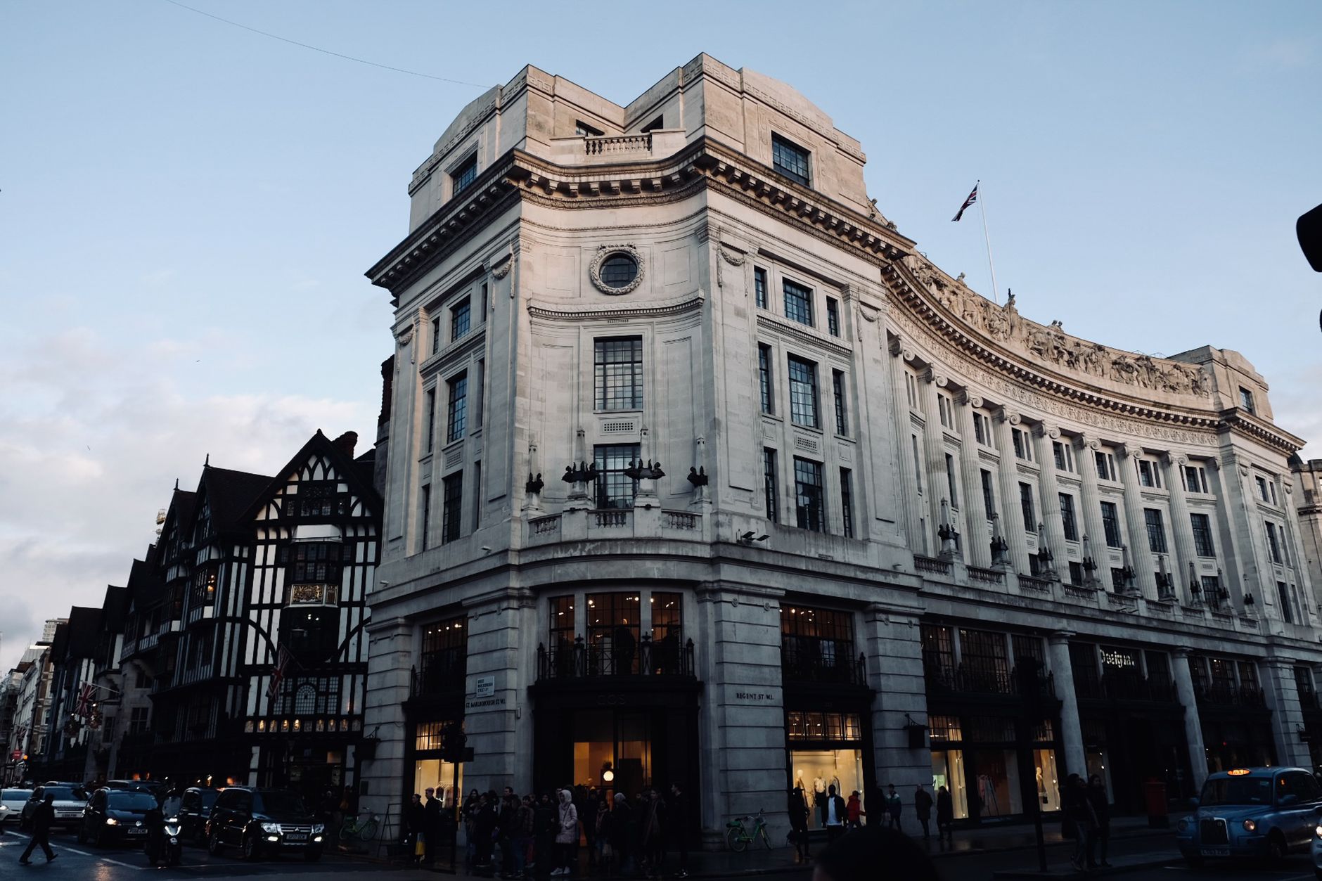 Owner of Sports Direct acquires Harvey Nichols