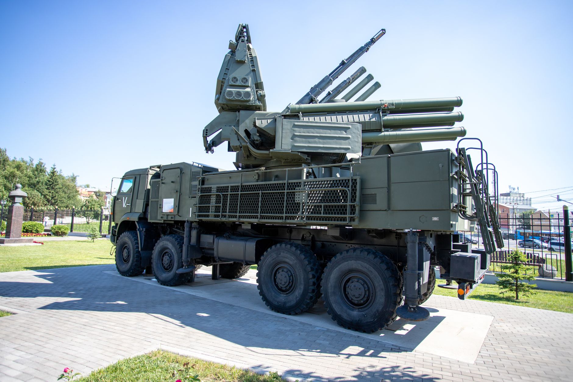 US conducts first known strike in weeks on Iranian launchers at Larak Island