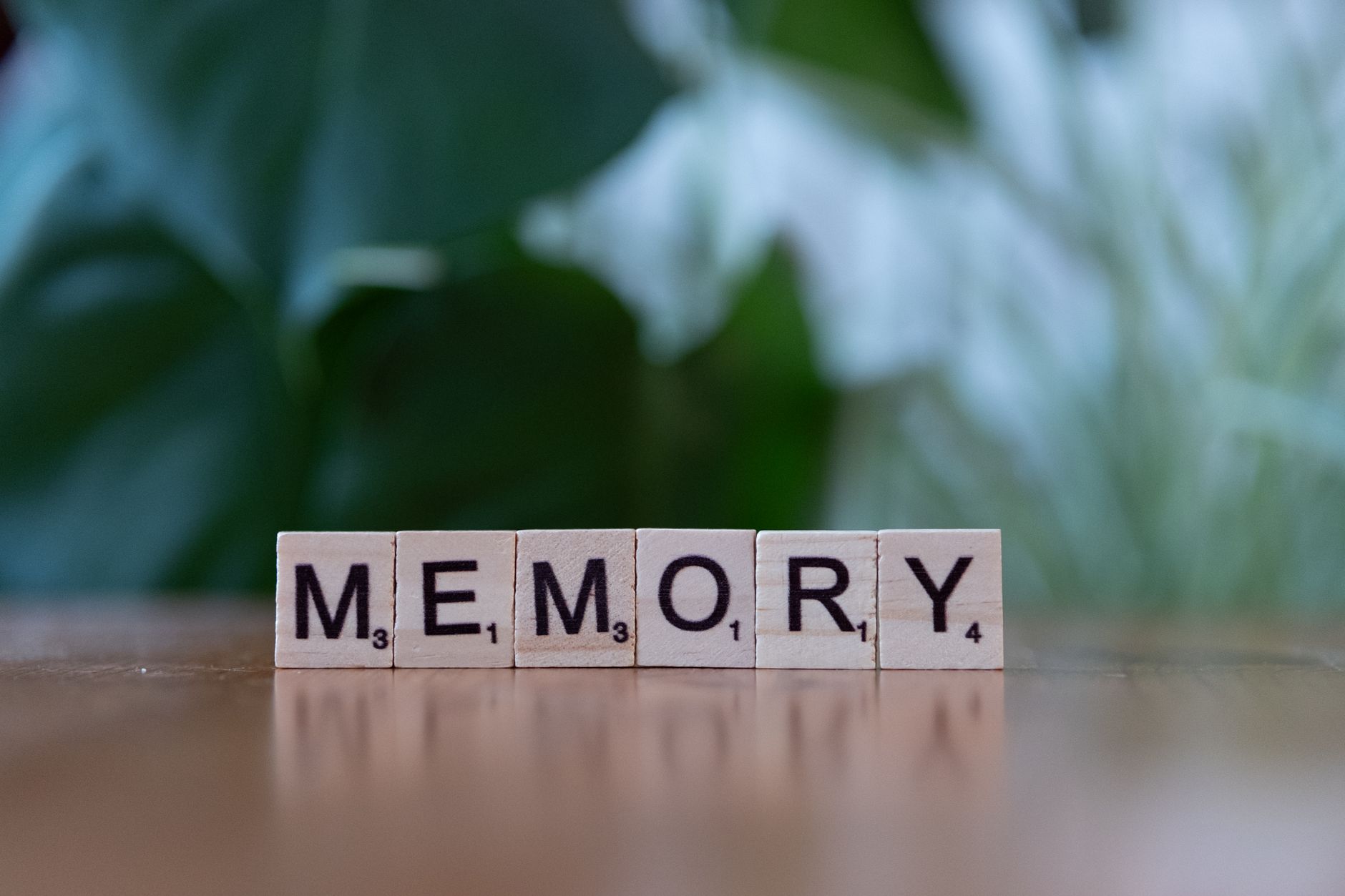 Revolutionizing AI Memory: New Approach Boosts Long-Term Task Performance by Learning from Experience