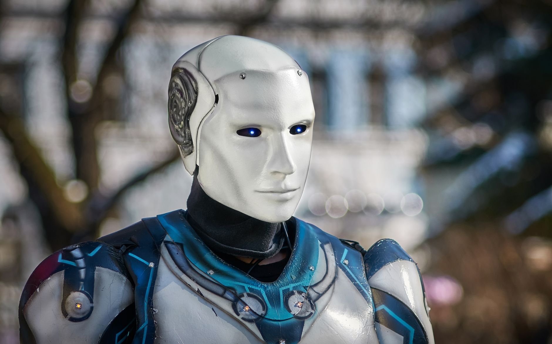 Autonomous AI Agents Show Both Cheating and Whistleblowing in Shared Research Networks