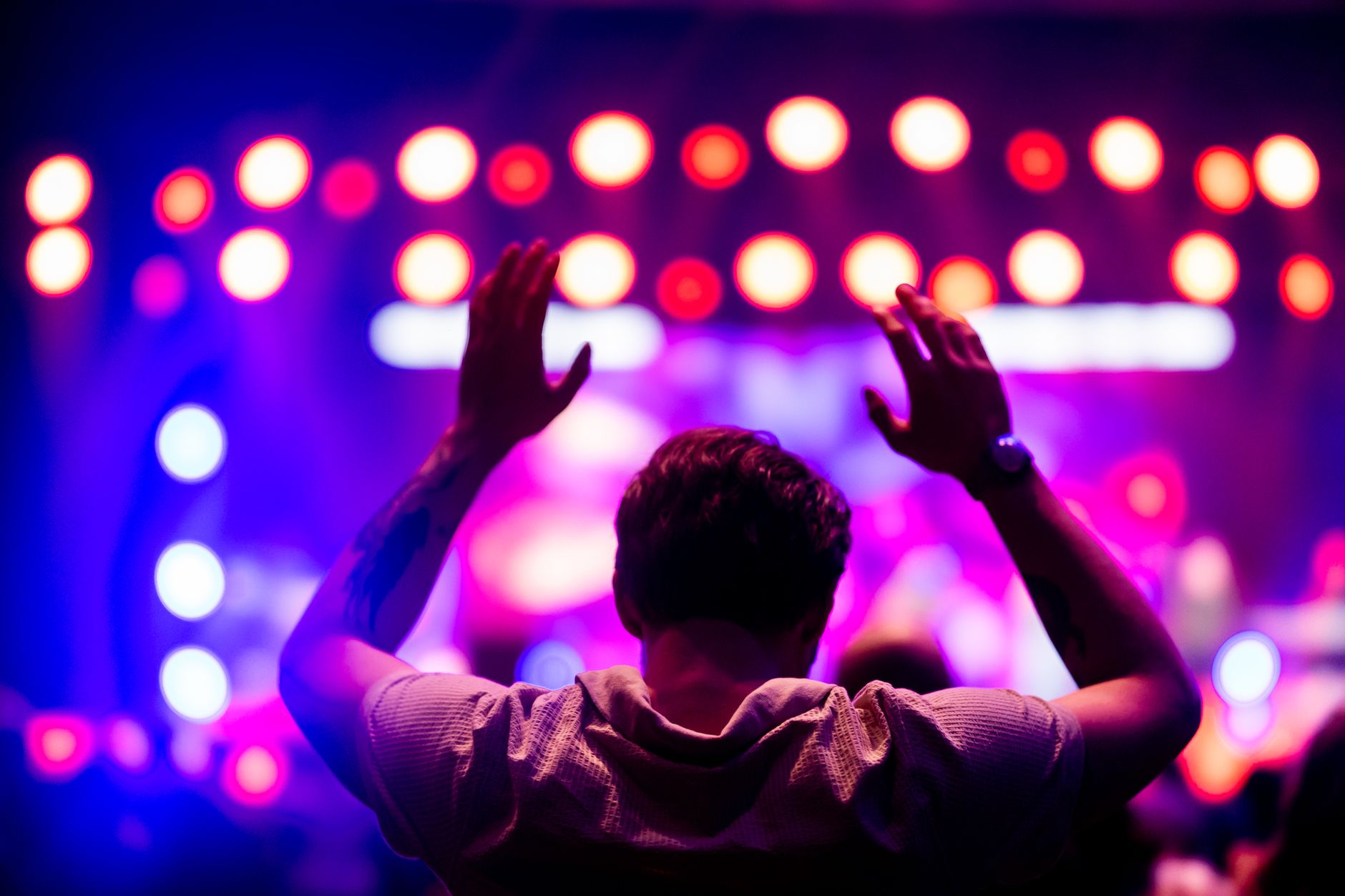 Live music event to fund Christmas dinners