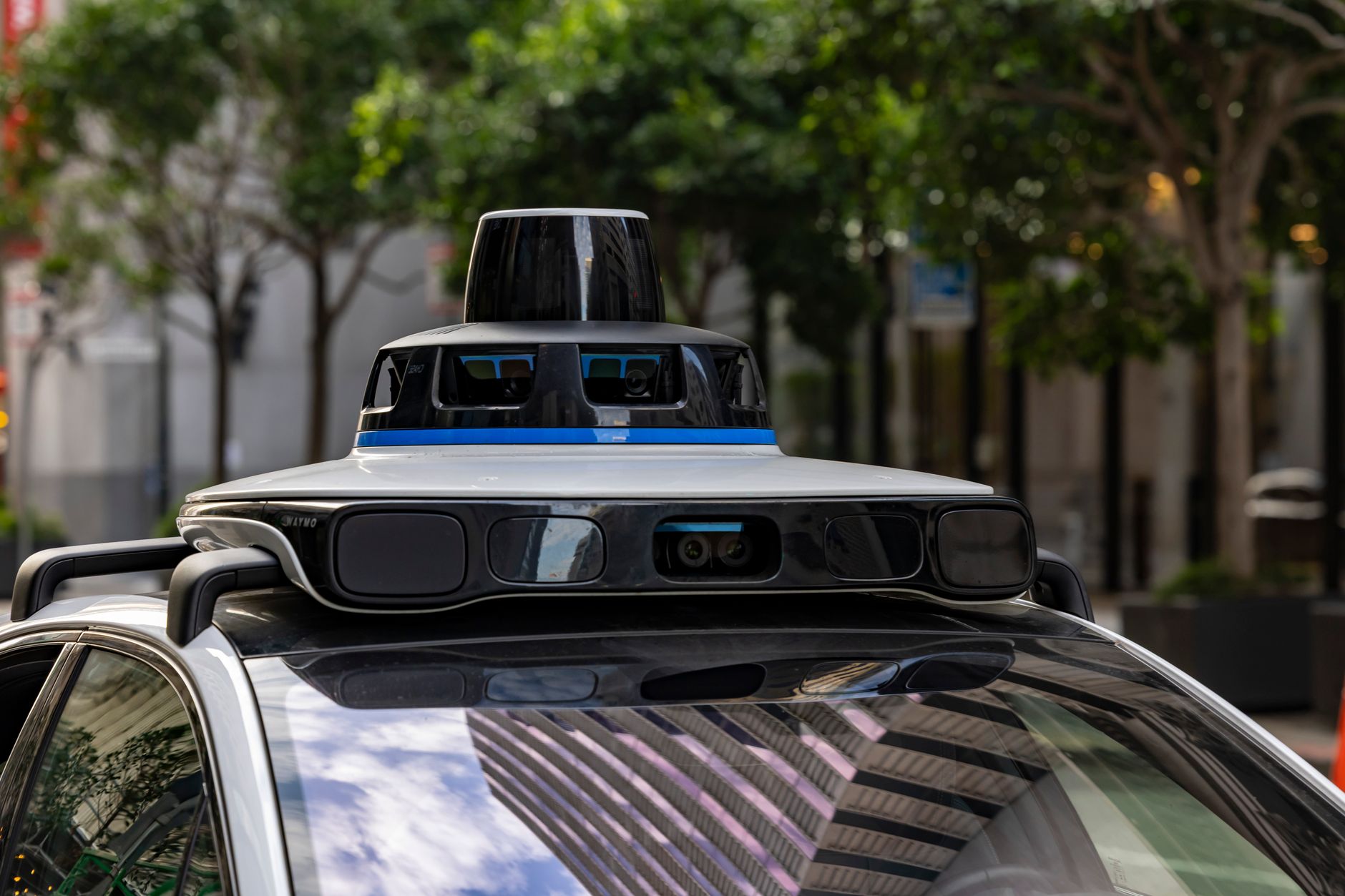 New AI System Enables Autonomous Cars to Drive Off-Road Without Human Help