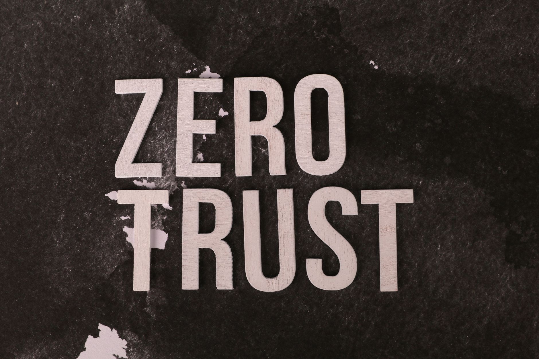 How to Know When to Trust AI Recommendations Without Clear Answers