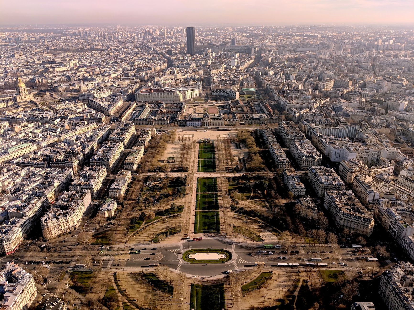 Hundreds of thousands anticipated in Paris for Pope’s visit