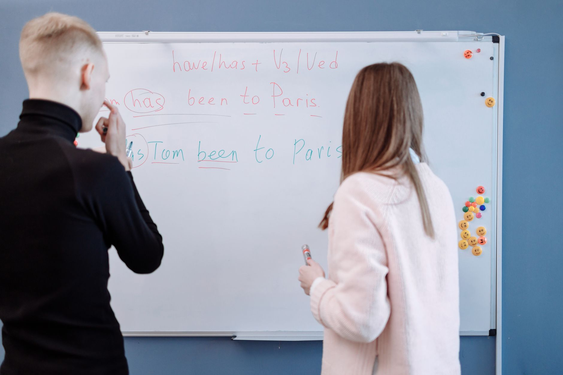 Evaluating AI Explanations: When Do Language Models’ Reasons Match Their Actions?