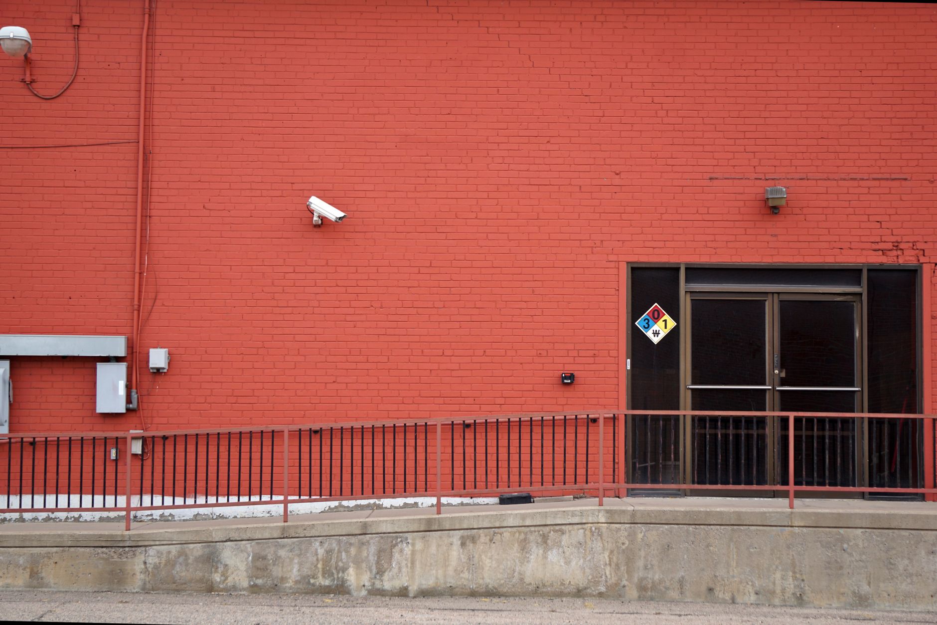 Western diplomats describe surveillance and paranoia in wartime Moscow to BBC