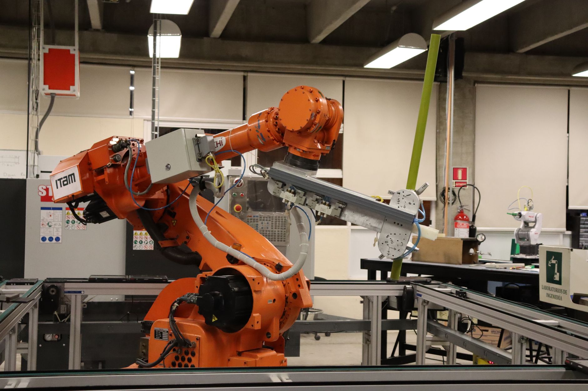 ChunkAct Boosts Robot Efficiency by Grouping Actions to Cut Down AI Processing
