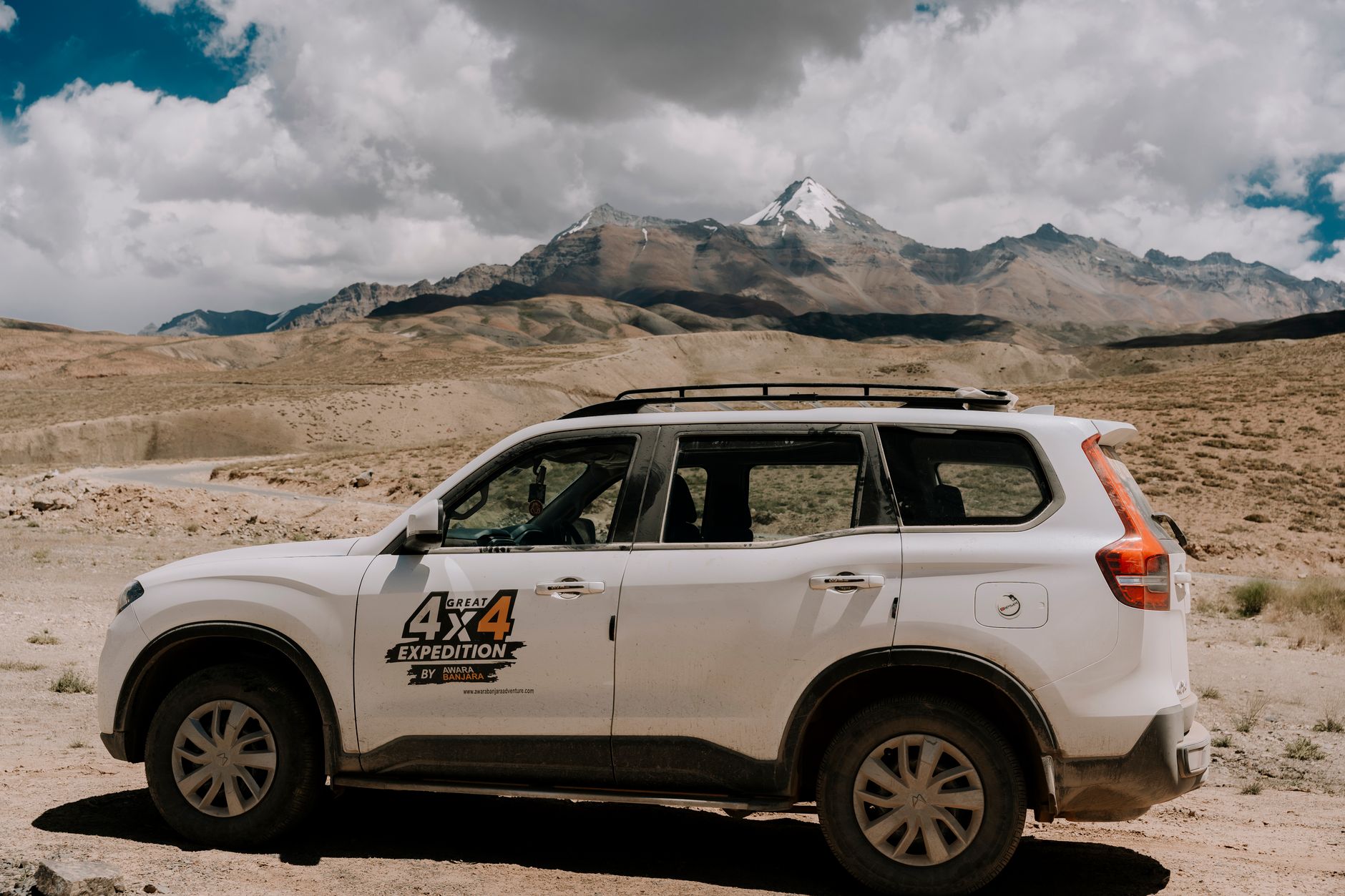 Adventurer finishes 400-mile journey after losing team contact
